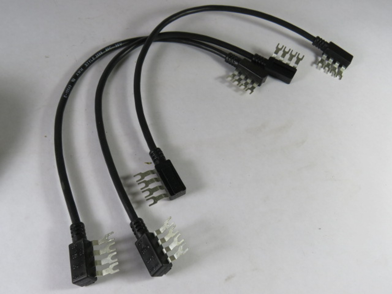GE Fanuc IC660BLC001C Serial Bus Cable 15" Pack Of 3 ! NEW !