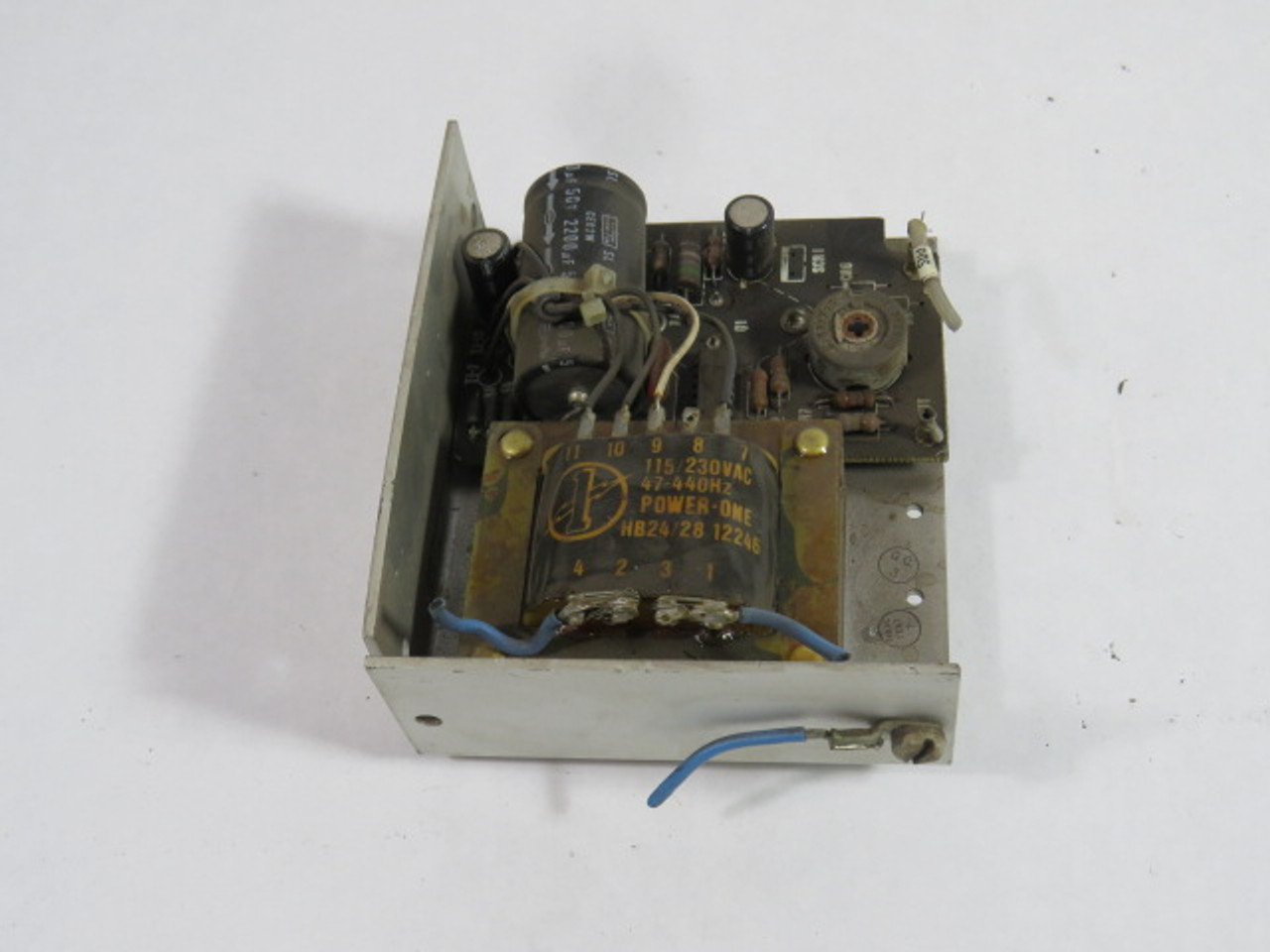 Power-One HB24-1.2 Power Supply 115/230VAC 47-440Hz 1.2A 24VDC-Output USED
