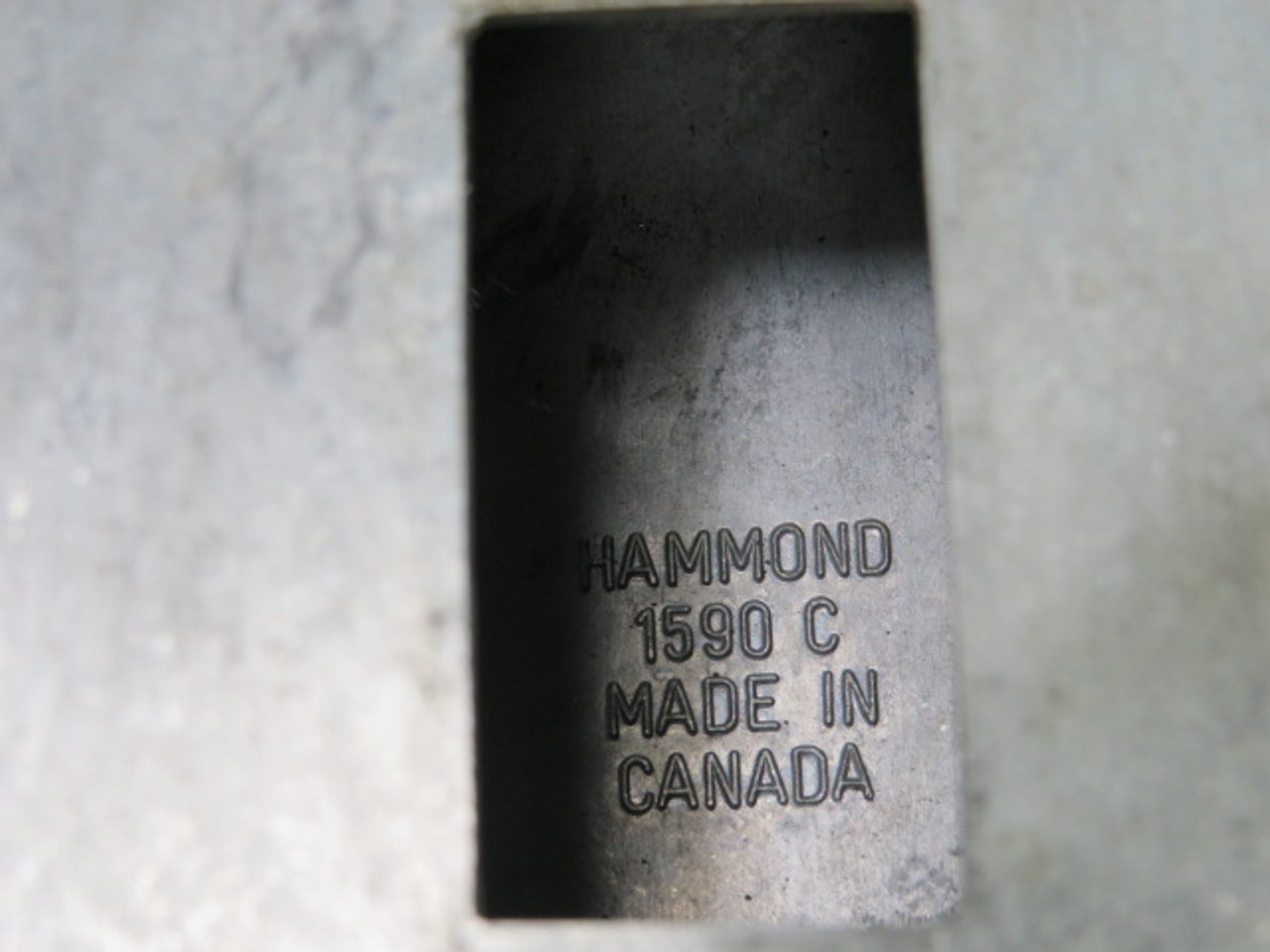 Hammond 1590-C Aluminum Enclosure 4.72X3.70X2.10" USED