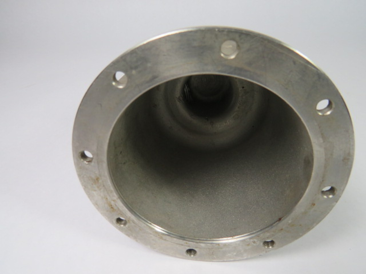 Moyno 33304 Enclosure for Progressing Cavity Pump Head USED