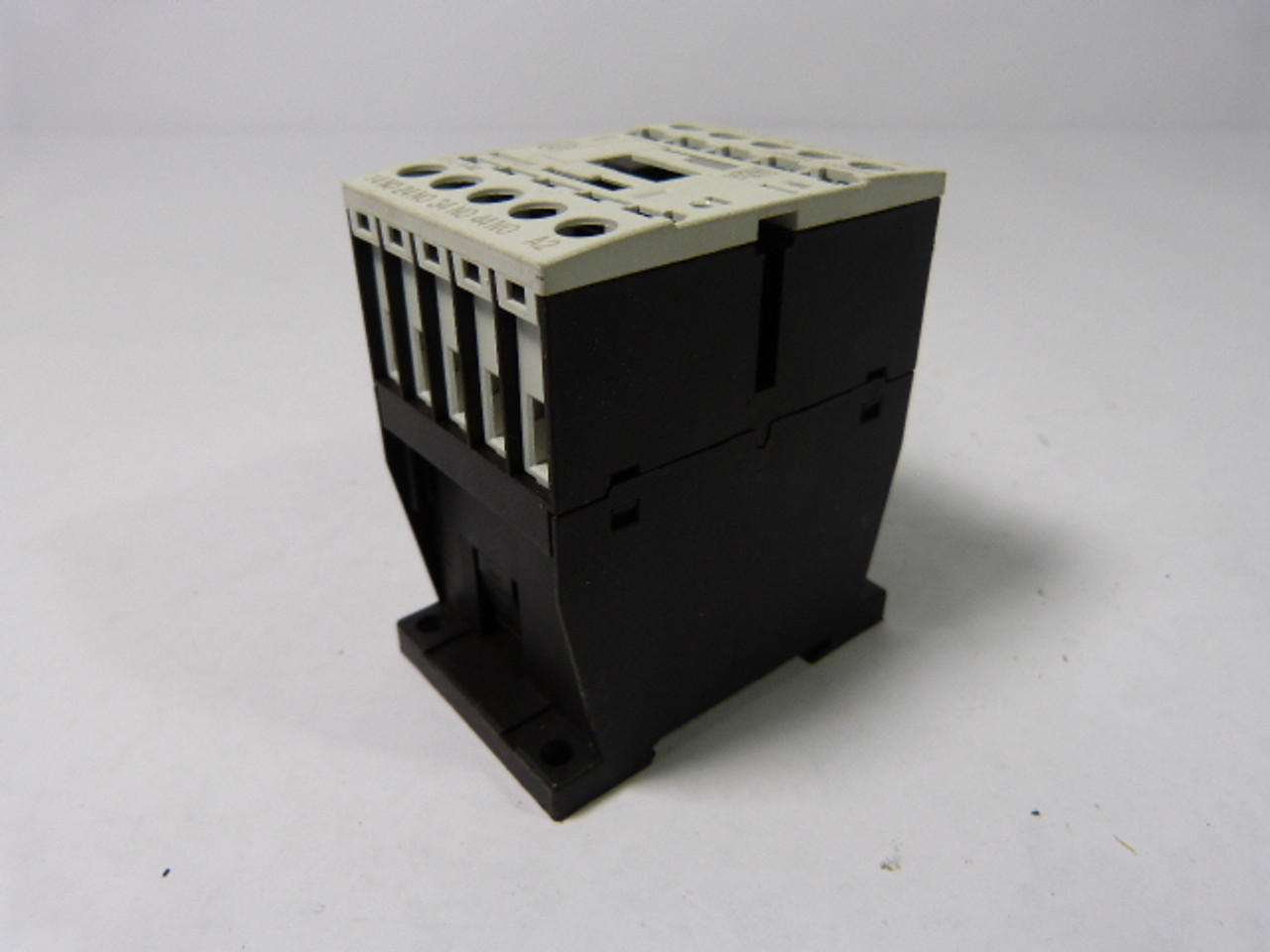 Moeller DILA-40 Contactor 110/120V Coil USED