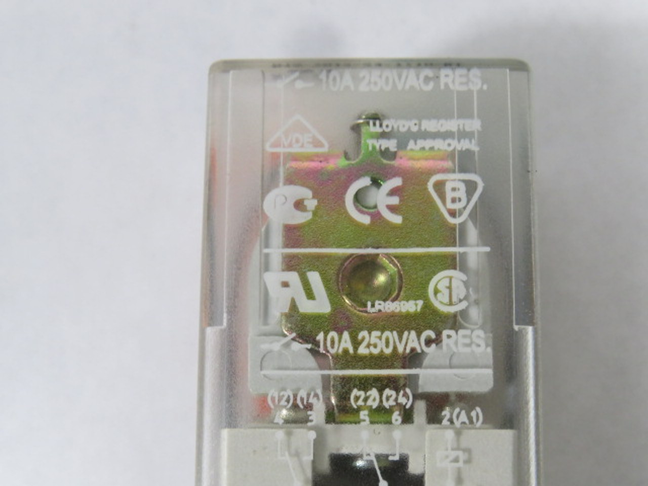 Relpol R15-2012-23-1110-WT Plug-In Relay 110Vdc 10A 8 Pin DPDT USED