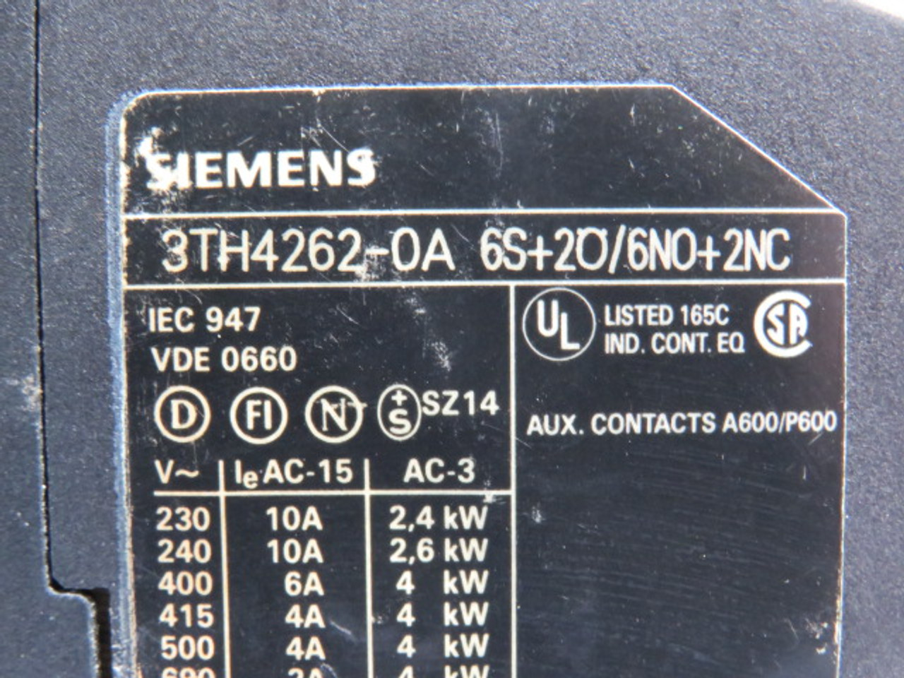 Siemens 3TH4262-0AC2 Contactor Relay 24V 50/60Hz USED