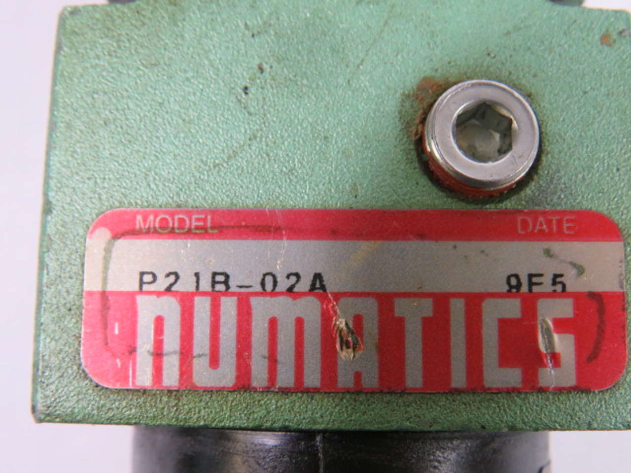Numatics P21B-02A Air Regulator 5 Micron USED