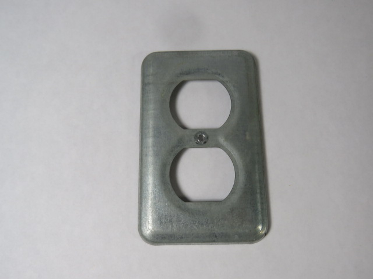 Thomas & Betts G1038C Duplex Cover Plate USED