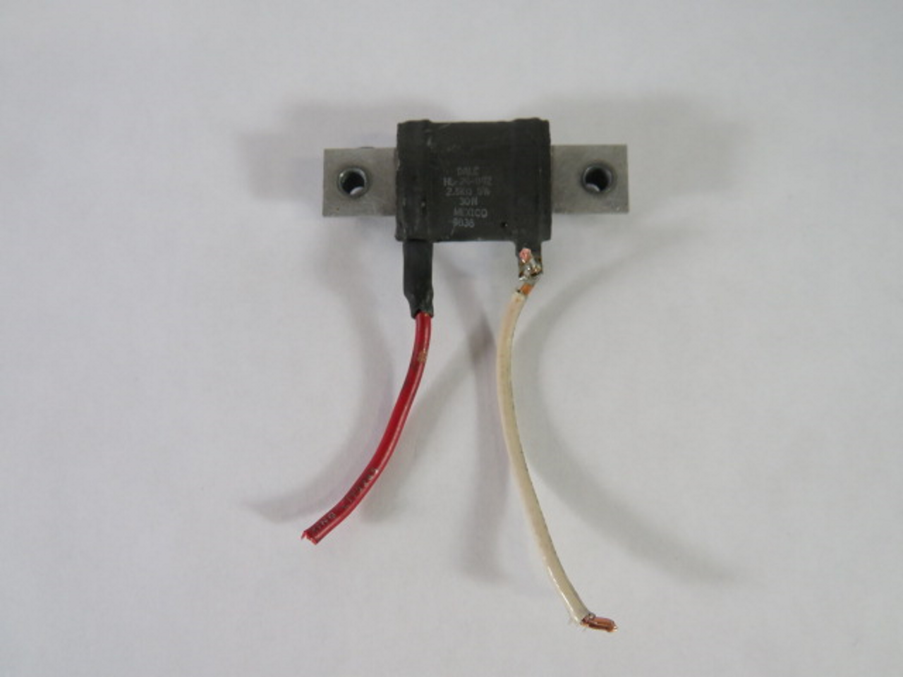 Dale HL-24-09Z Wirewound Resistor 2.5K Ohms 5% 30W USED