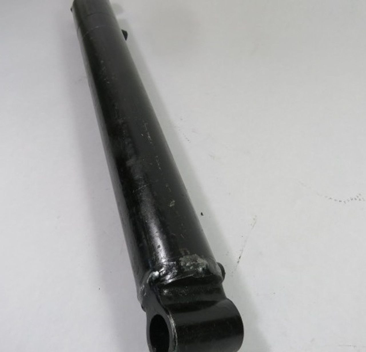 Generic Welded Hydraulic Cylinder 1" Bore 19" Shaft 2.25" Width USED