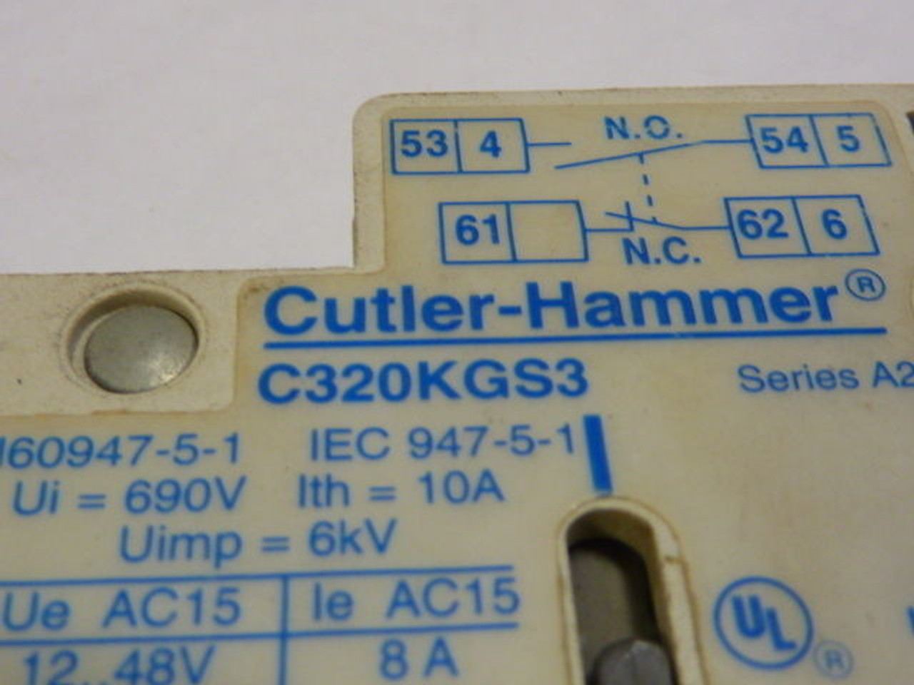 Cutler-Hammer C320KGS3 Auxiliary Contact BOTTOM TAB BROKEN USED