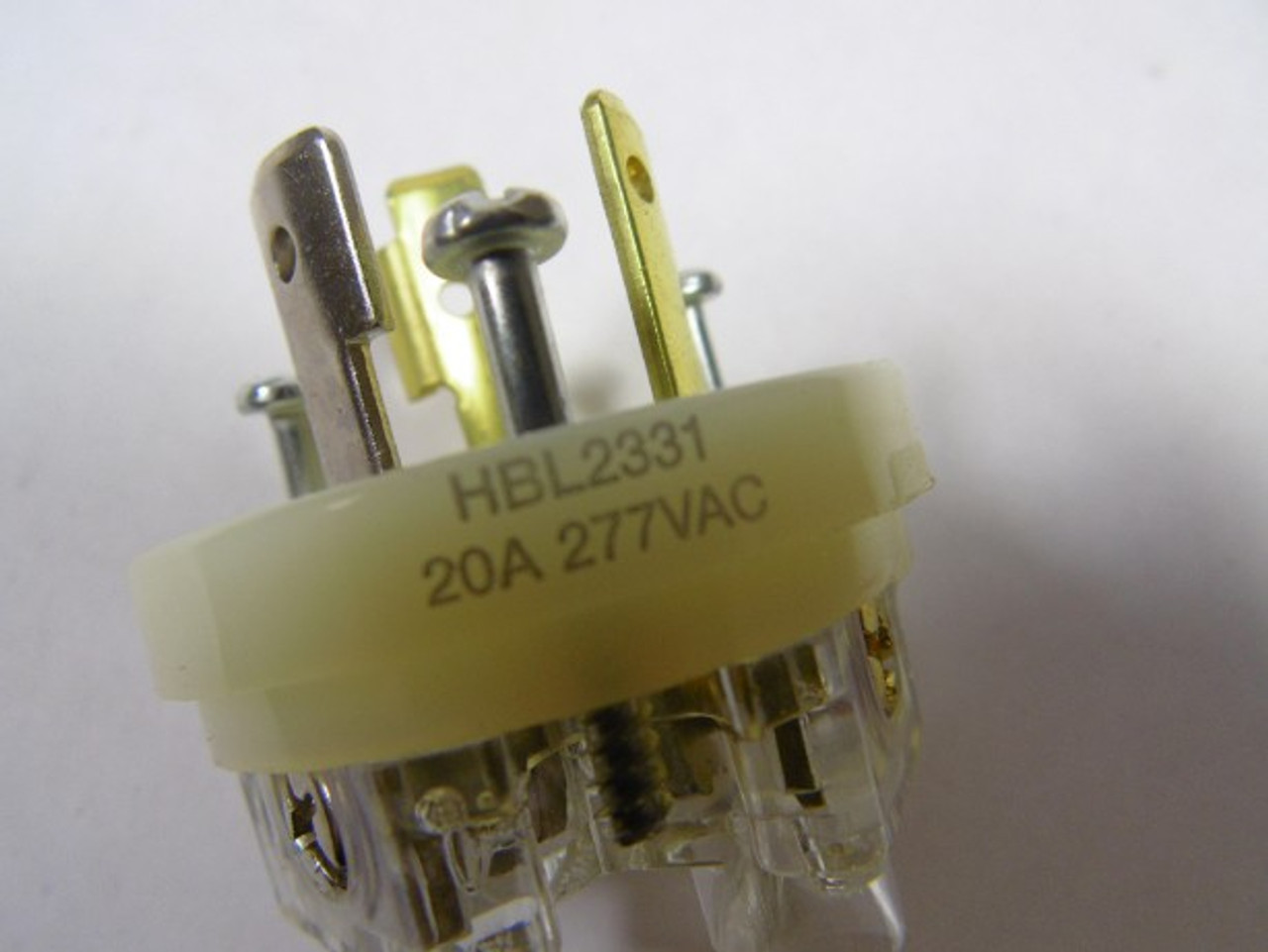 Hubbell HBL2331 Twist-Lock Plug 20A 277VAC 3W 2P ! NEW !