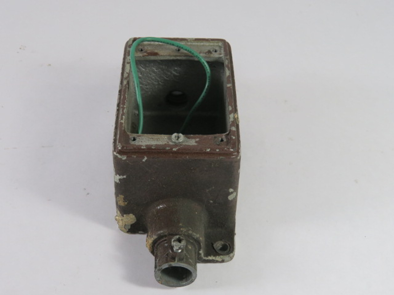 Crouse-Hinds FDC-1 Conduit Box 1-Gang 2-Hub 1/2" NPT USED