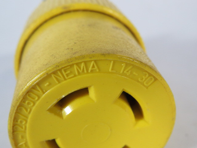 Pass & Seymour Nema 29W74 Grounding Locking Connector 125/250V 30A