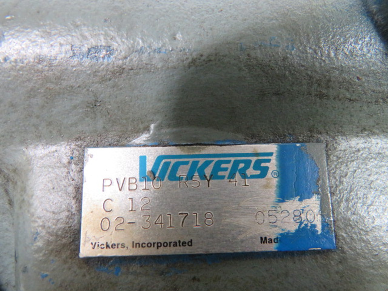 Vickers PVB10-RSY-41-C-12 2-Bolt Piston Pump 1.29 IN3 3000PSI 7/8"NPT USED