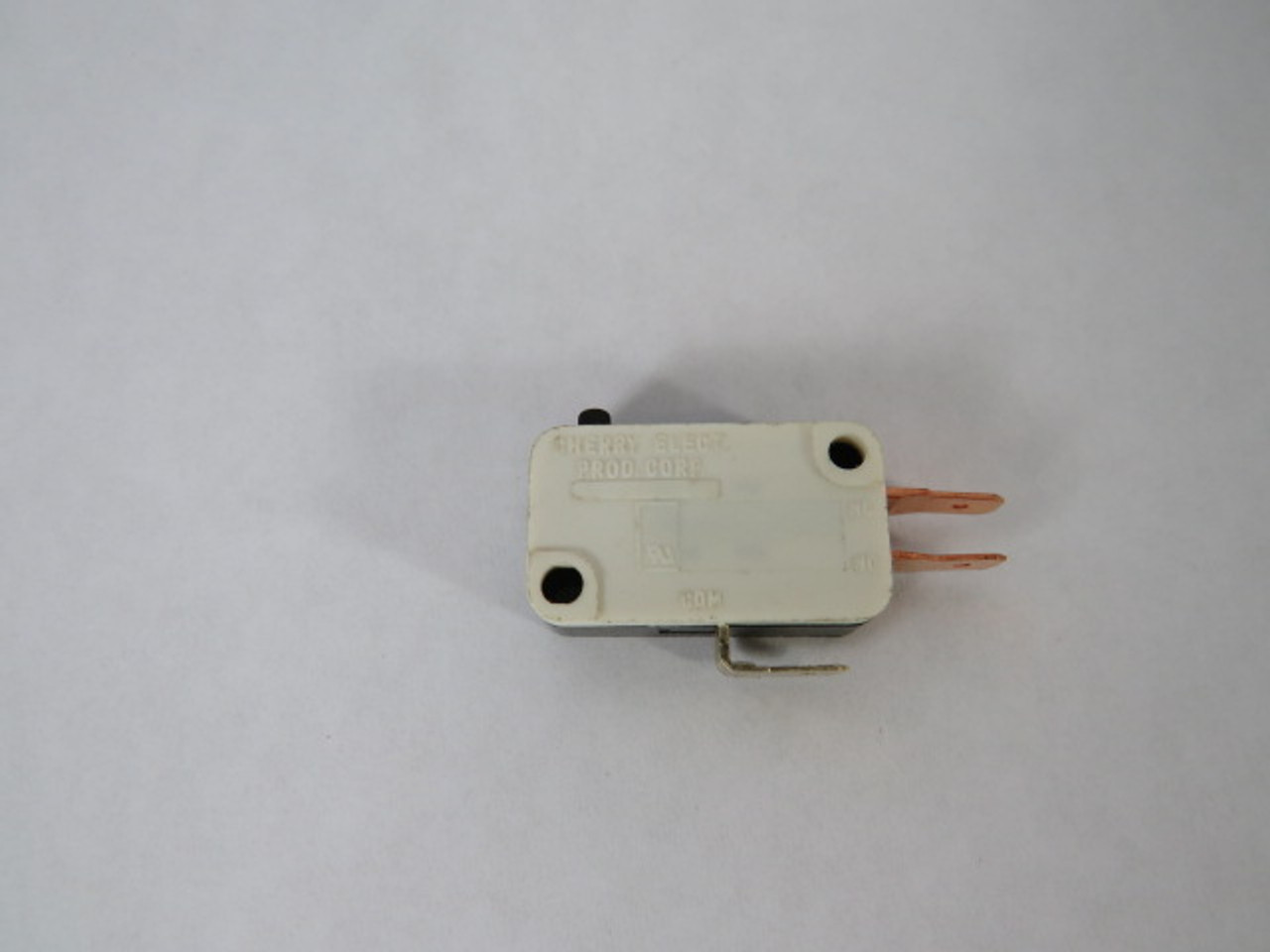 Cherry Corp. E3400A0 Microswitch 125/250VAC 15A 1/2HP USED