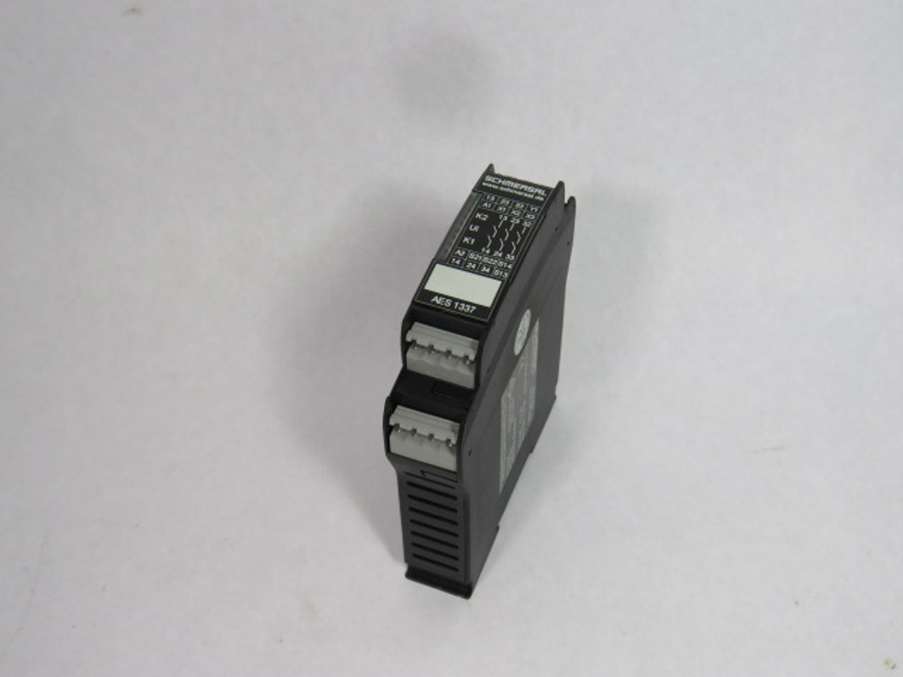 Schmersal AES-1337 Safety Control AC-15 250V 6A *MISSING CONNECTORS* ! AS IS !