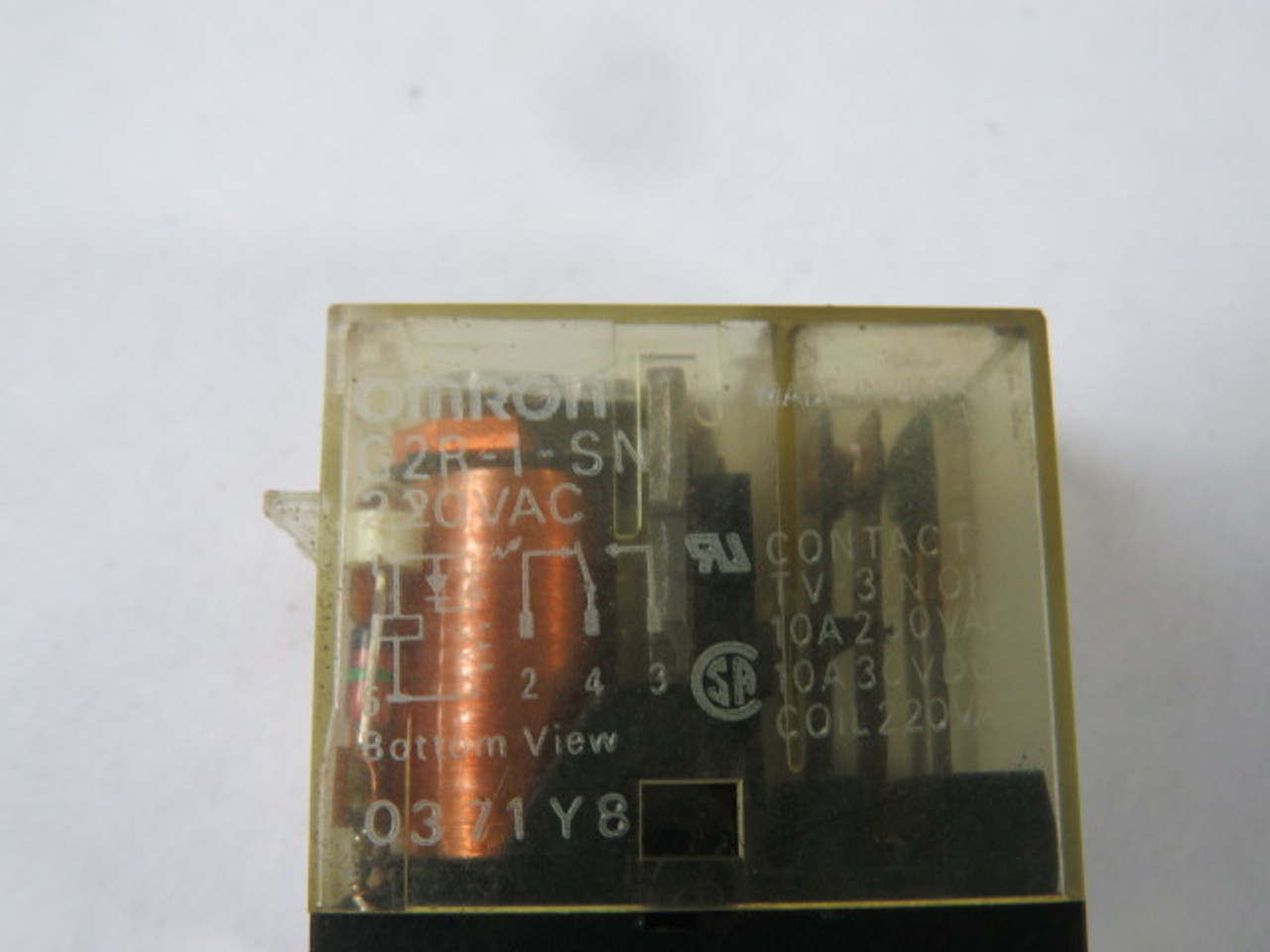 Omron G2R-1-SN-AC220 Ice Cube Relay 10A 220VAC 5-Blade USED