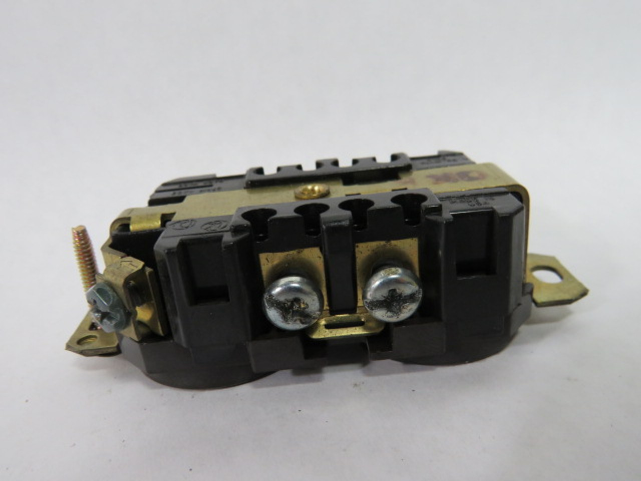 Leviton 5362-S Duplex Receptacle 20A 125V 3W 2P USED