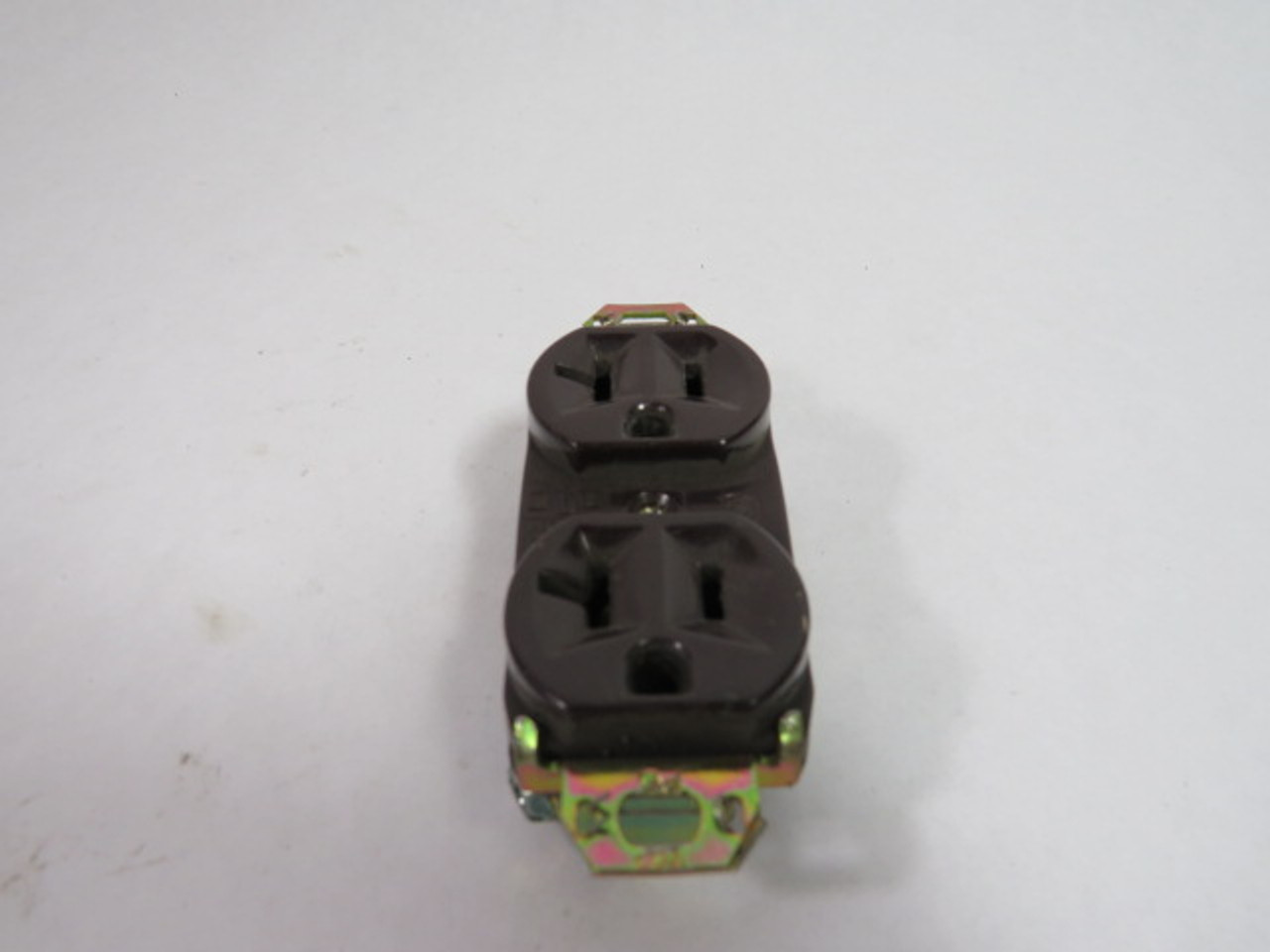Pass & Seymour CR20 Commercial Duplex Receptacle 20A 125V 3W 2P USED