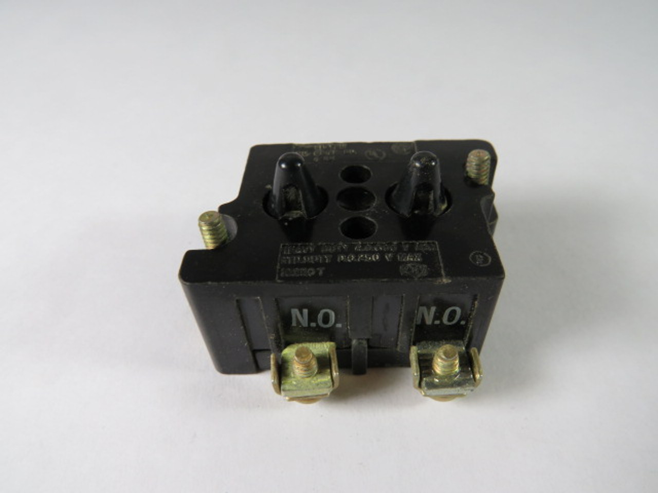 Cutler-Hammer 10250T2 Black Contact Block 2 NO 600VAC 250VDC USED