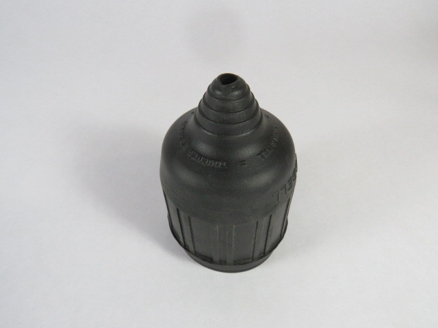 Hubbell HBL6035 Weatherproof Seal-Tite Boot USED