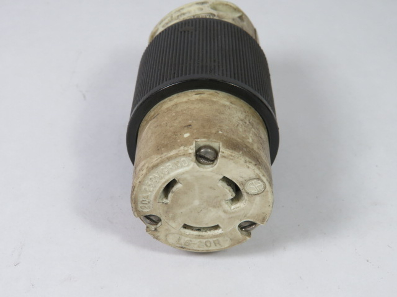 Woodhead 27T48 Connector 20A 250V 3W 2P USED