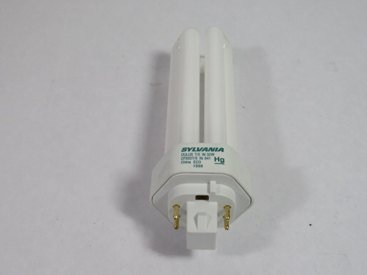 Sylvania 20886 Fluorescent Amalgam Bulb 32W 4-Pin ! NEW !