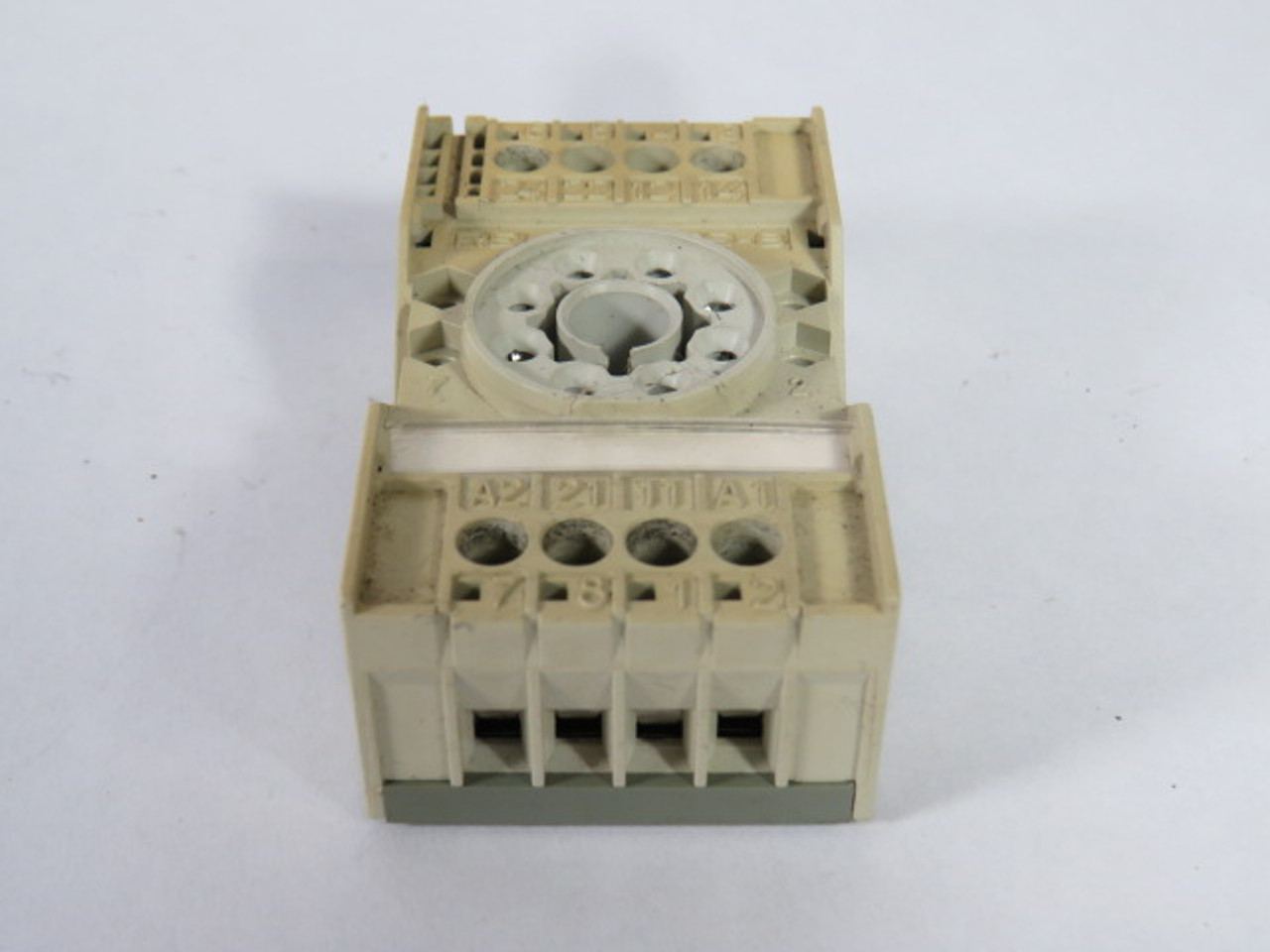 Releco CS-8 Relay Socket 10A 380V 8-Pins USED