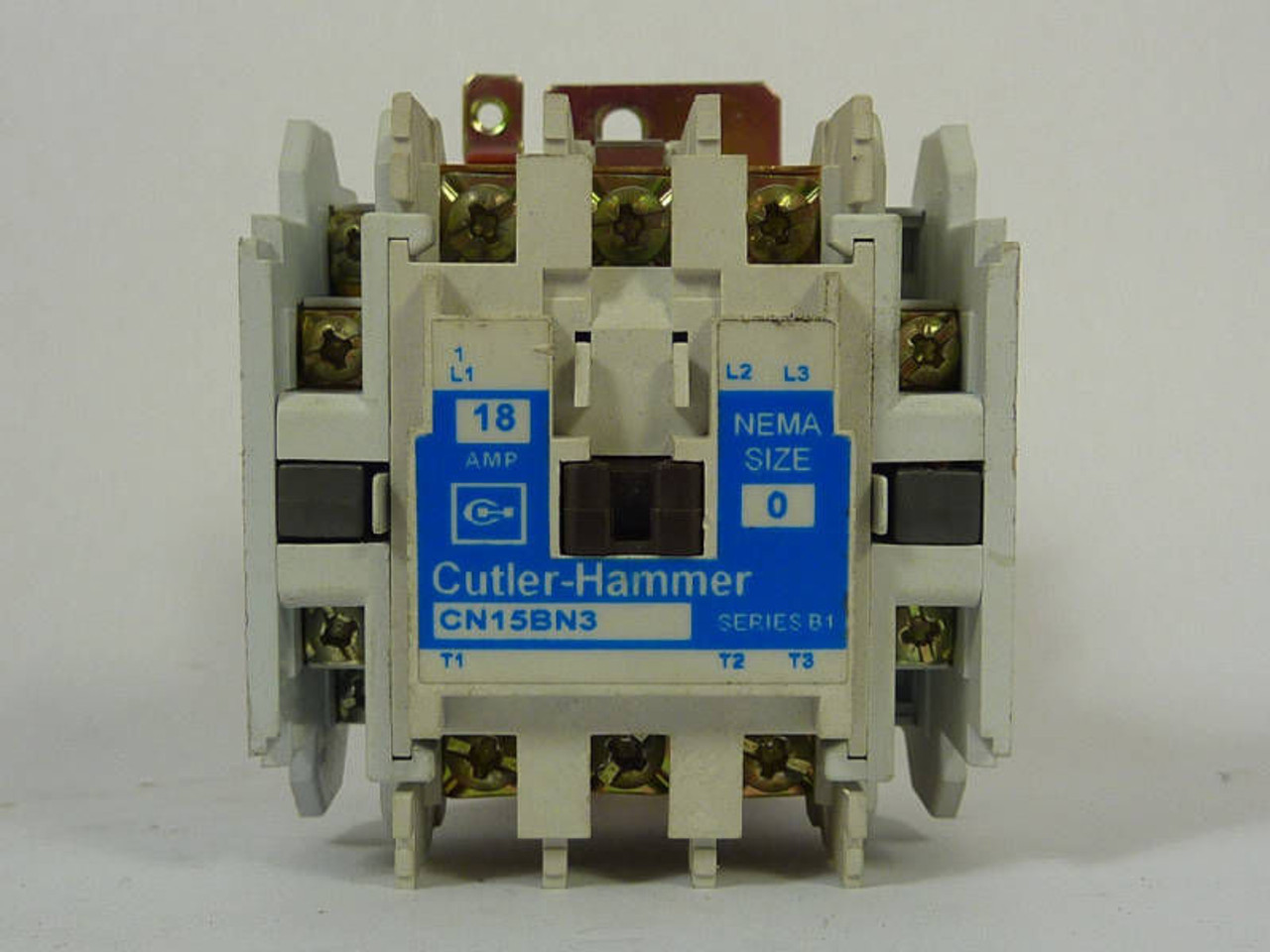 Cutler Hammer Contactor NEMO 0 18A B1 CN15BN3 USED