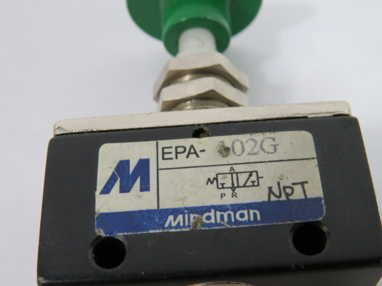 Mindman EPA-102G Green Palm Button Solenoid Valve USED
