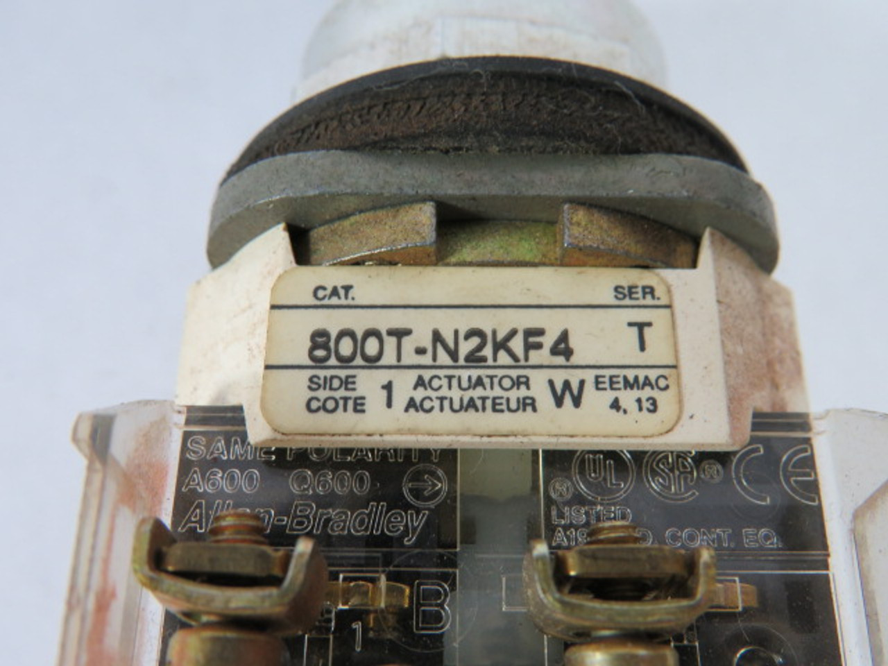 Allen-Bradley 800T-N2KF4B Series T Selector Switch 2NO/2NC 4-Position USED
