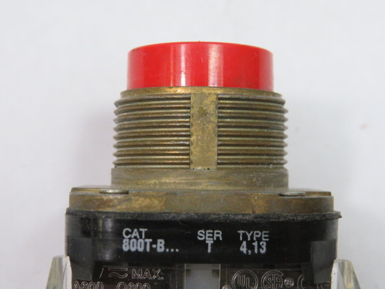 Allen-Bradley 800T-B6D1 Series T Push Button 1NO Red Extended Head USED