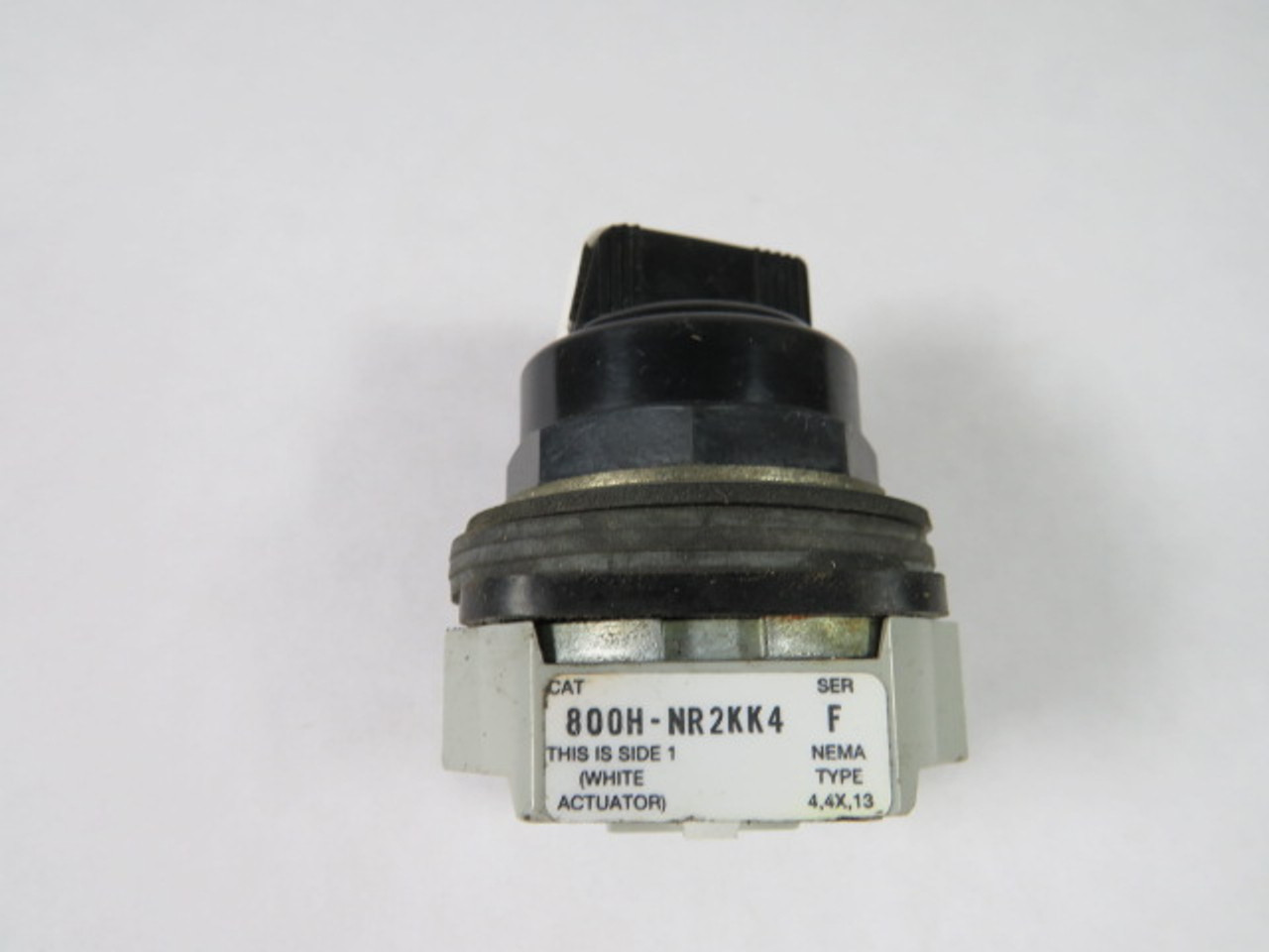 Allen-Bradley 800H-NR2KK4 Ser F Selector Switch No Contacts 4-Position USED