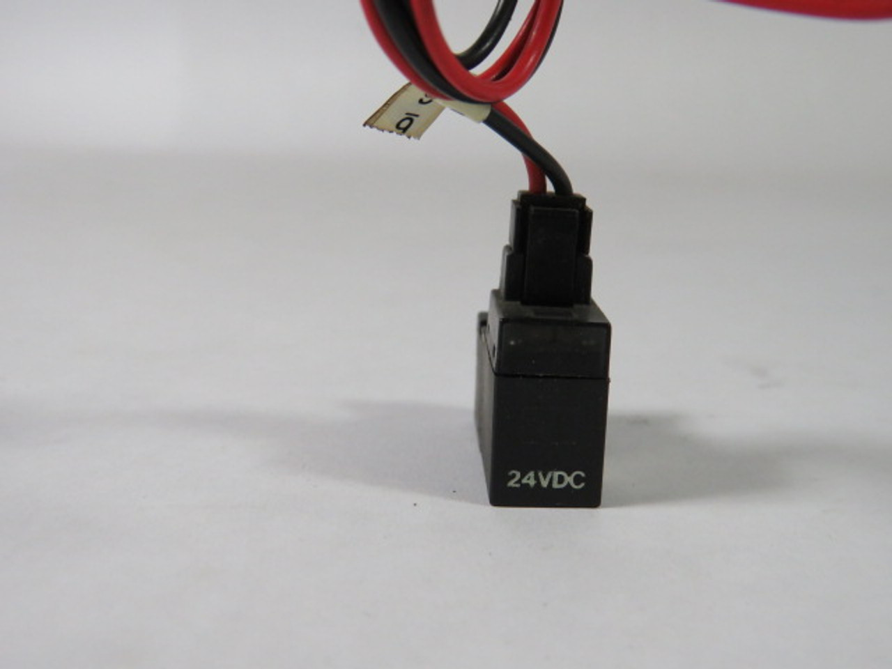 SMC VJ114 Solenoid Valve Coil 24VDC 0-7MPa USED