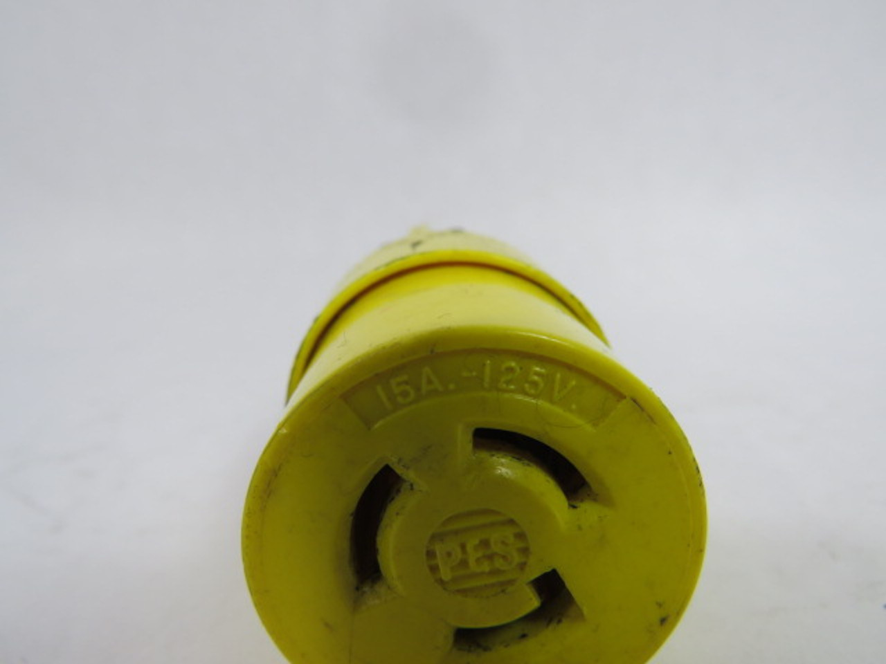 Pass & Seymour 7555SS Yellow Receptacle 15A 125V 3W 3P USED