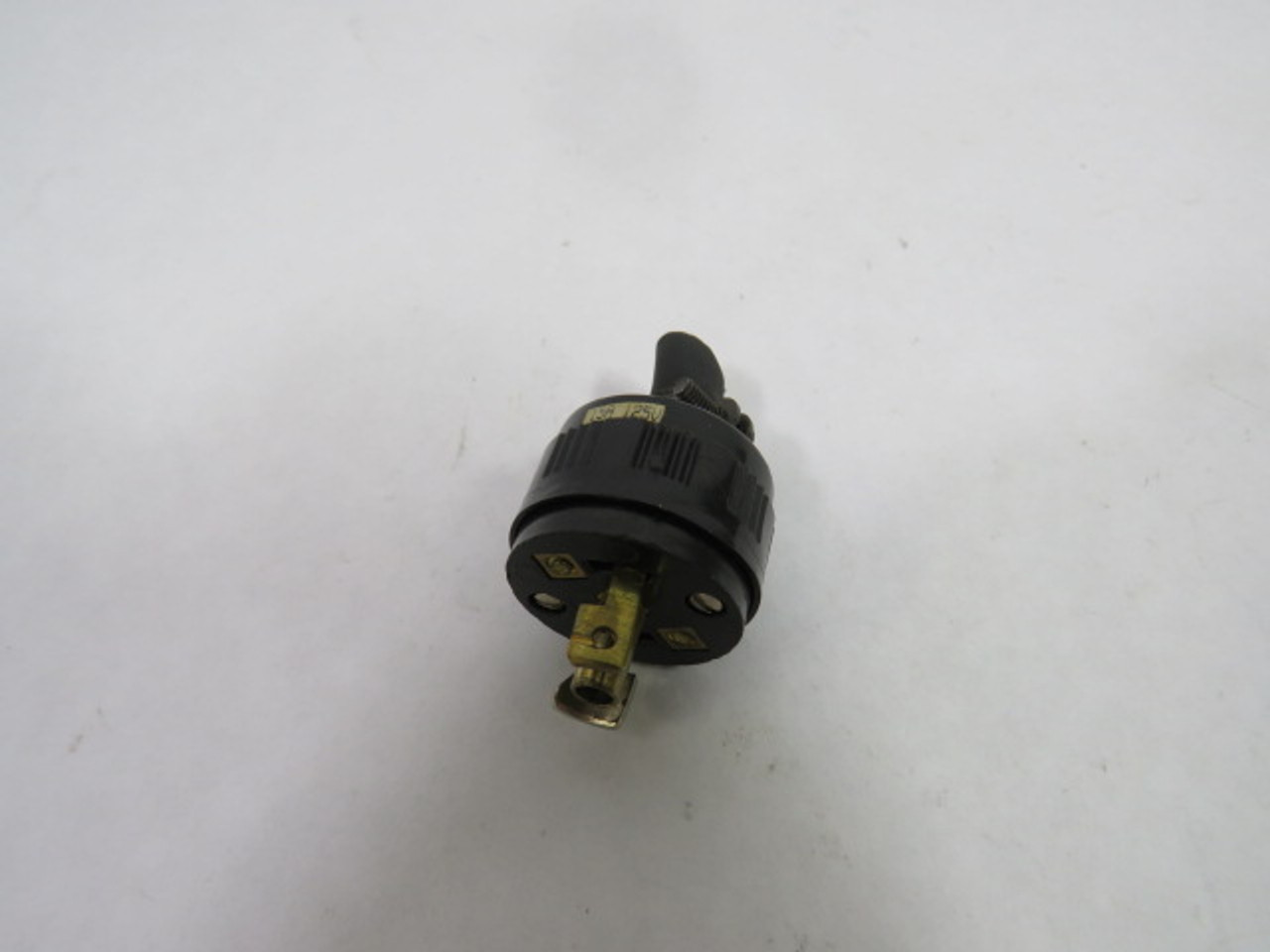 Arrow Hart 7594 Midget Twist Lock Plug 15A 125V 3W 2P USED