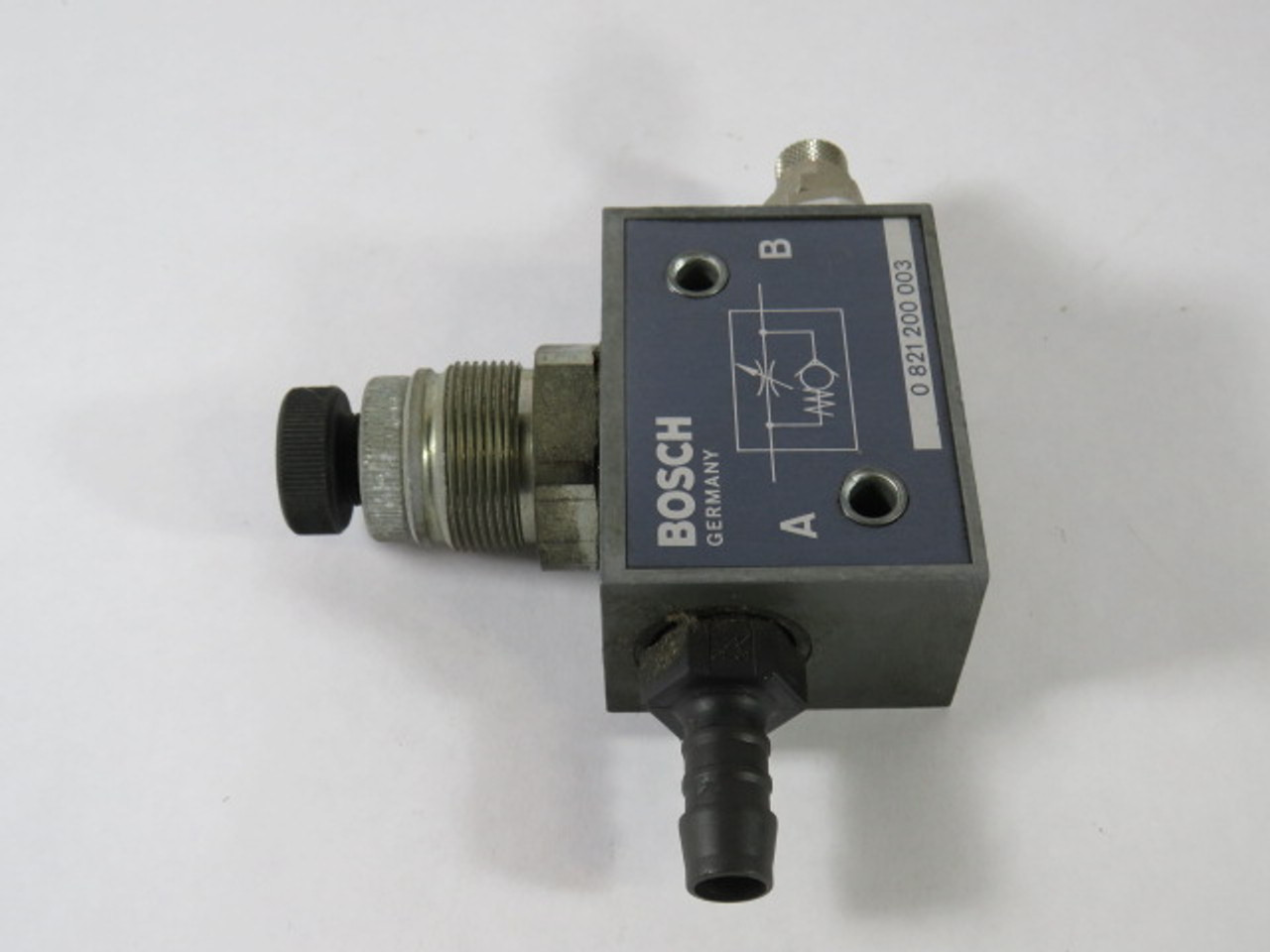 Bosch 0-821-200-003 Check Valve/Solenoid Valve 1/4" NPT USED