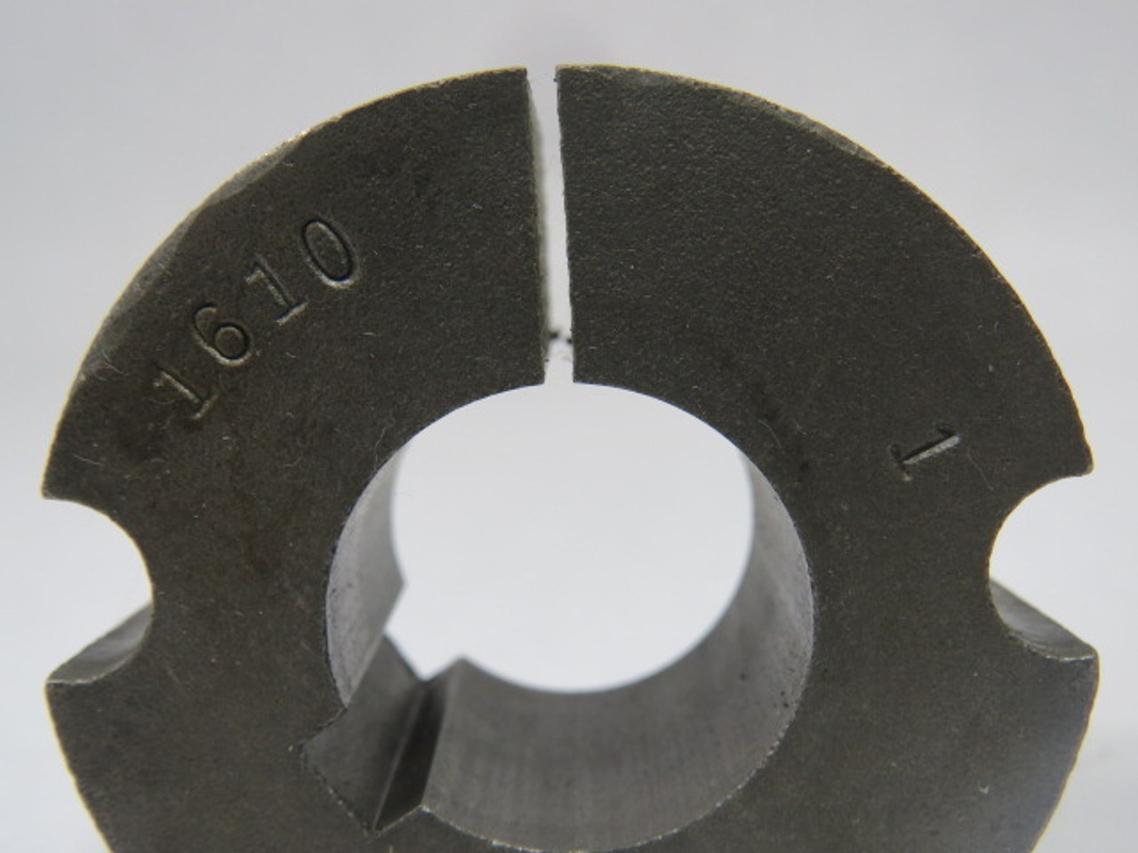 Martin 1610-1 Split Taper Lock Bushing 1" Bore 2-1/4" OD USED