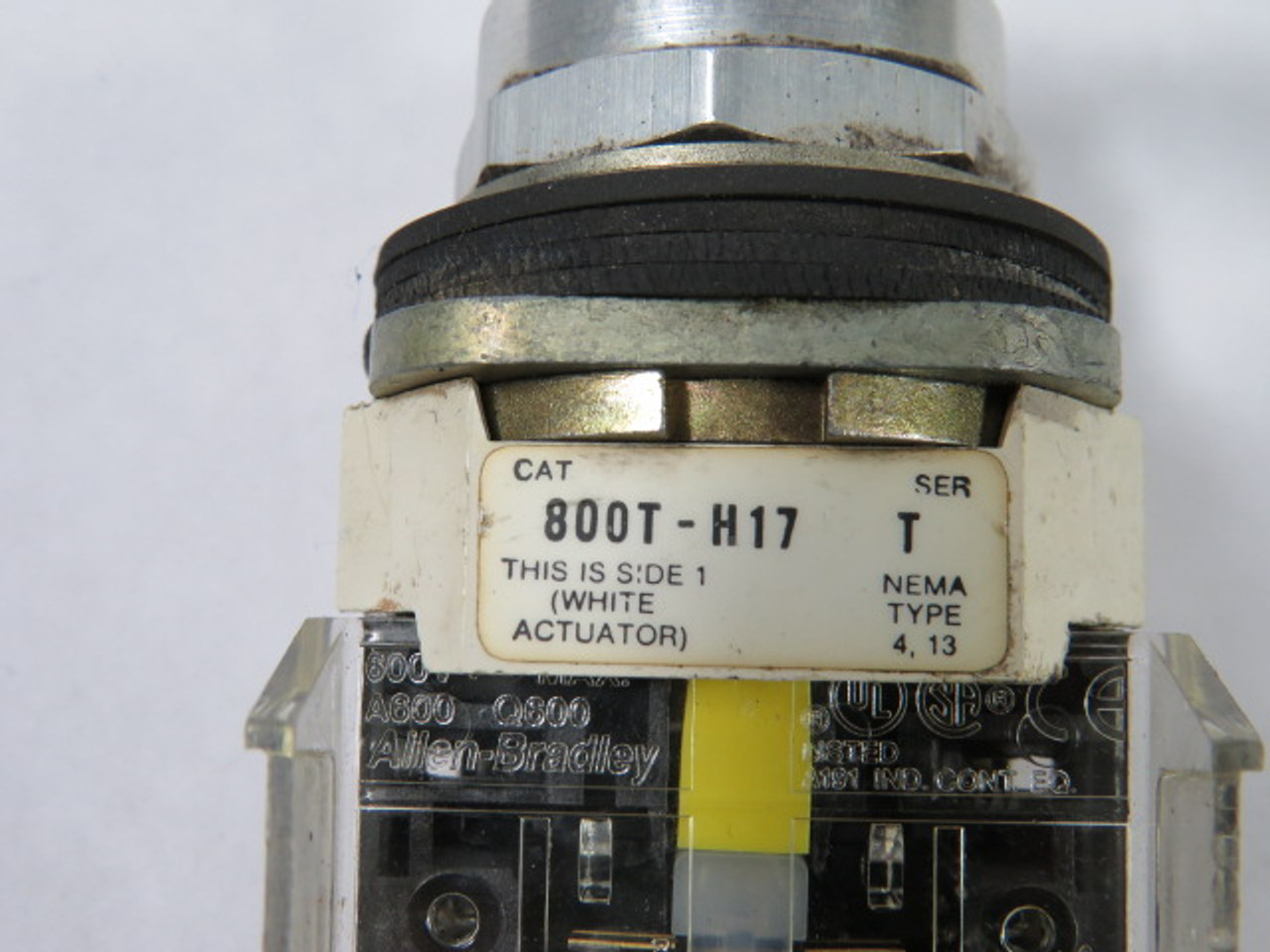 Allen-Bradley 800T-H17D1 Series T Selector Switch 1NO 2-Position USED