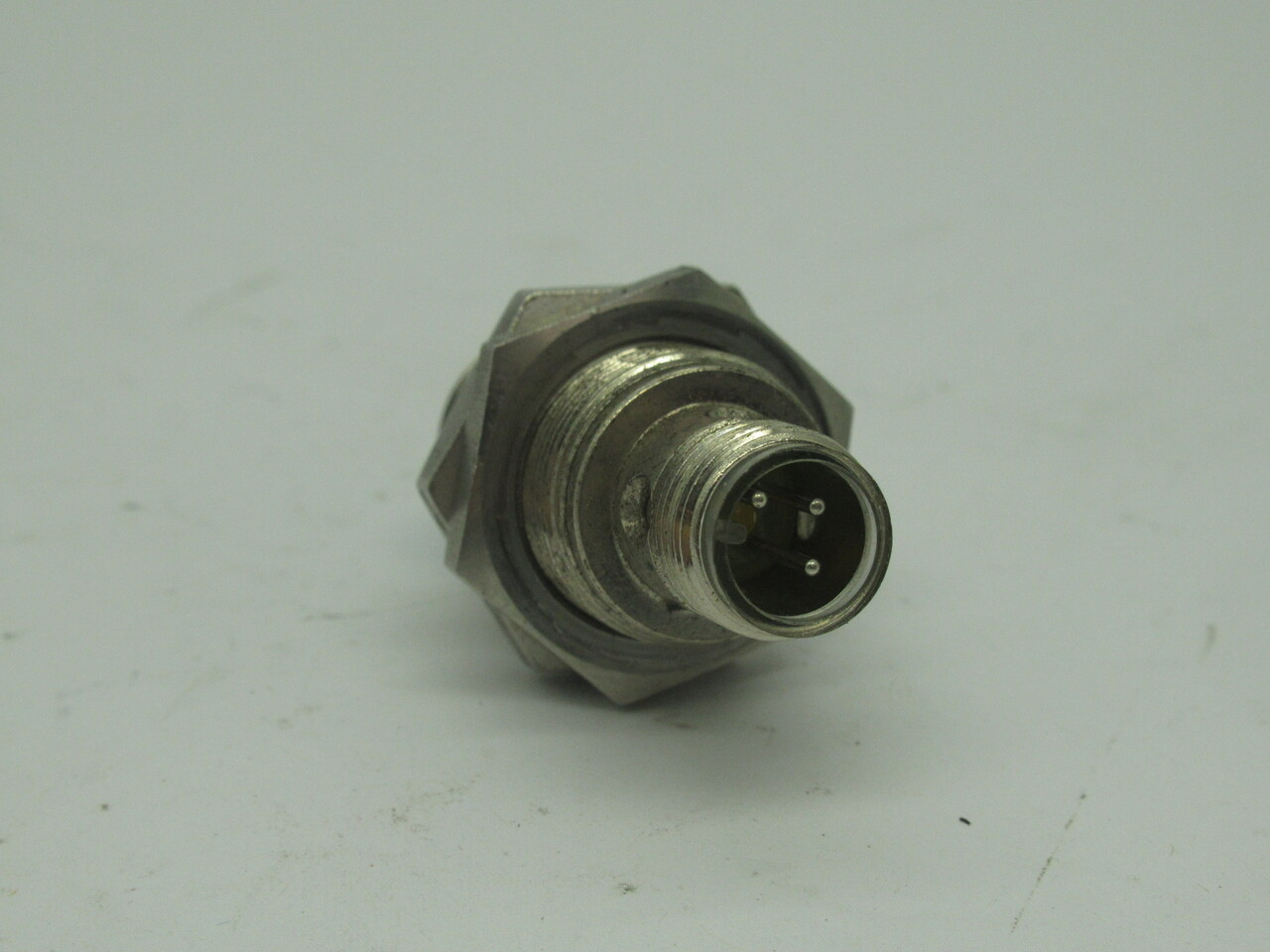 Festo SIEH-M18B-PS-S-L Proximity Sensor 10-30VDC 8mm 1500HZ 200mA USED