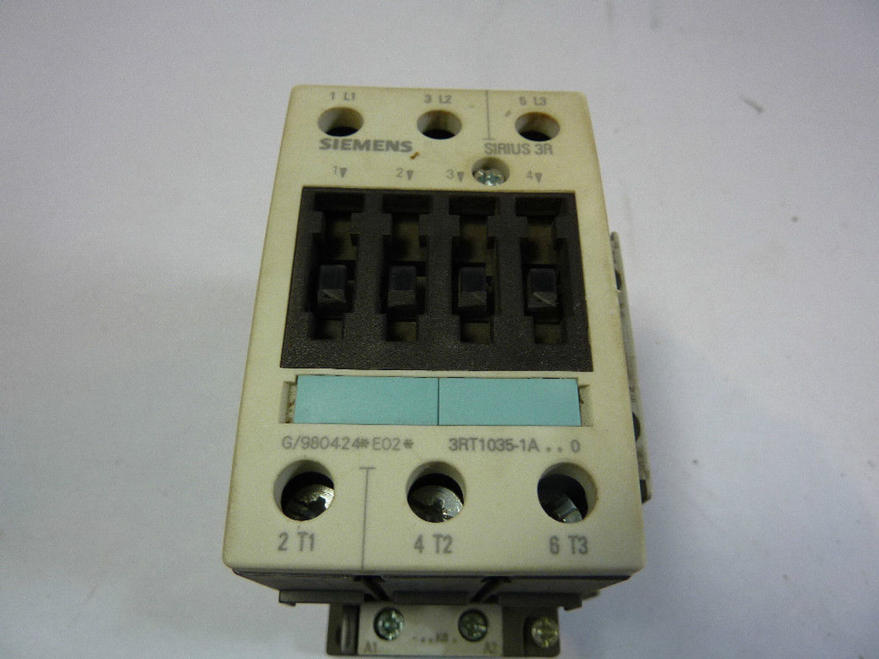 Siemens 3RT1035-1AK60 Contactor 40 Amp 120V USED