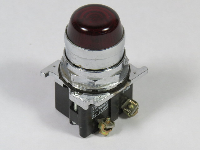 Cutler-Hammer 10250T181C7N Indicating Light 120V 50/60Hz Red Glass Cap USED