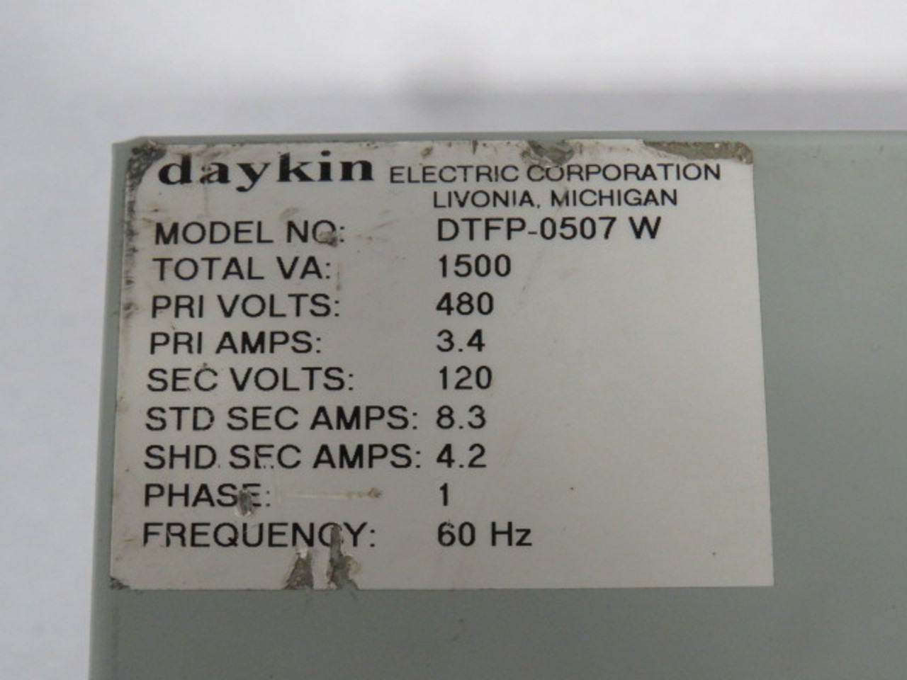 Daykin DTFP-0507-W Transformer Disconnect Switch PRI 460V SEC 115V 1Ph USED