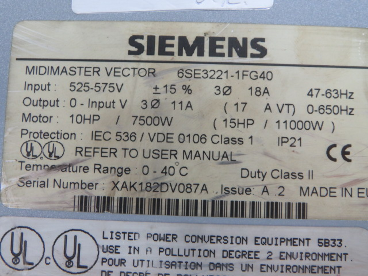 Siemens 6SE3221-1FG40 Midimaster Vector Control 10Hp 3Ph 525-575V 18A USED