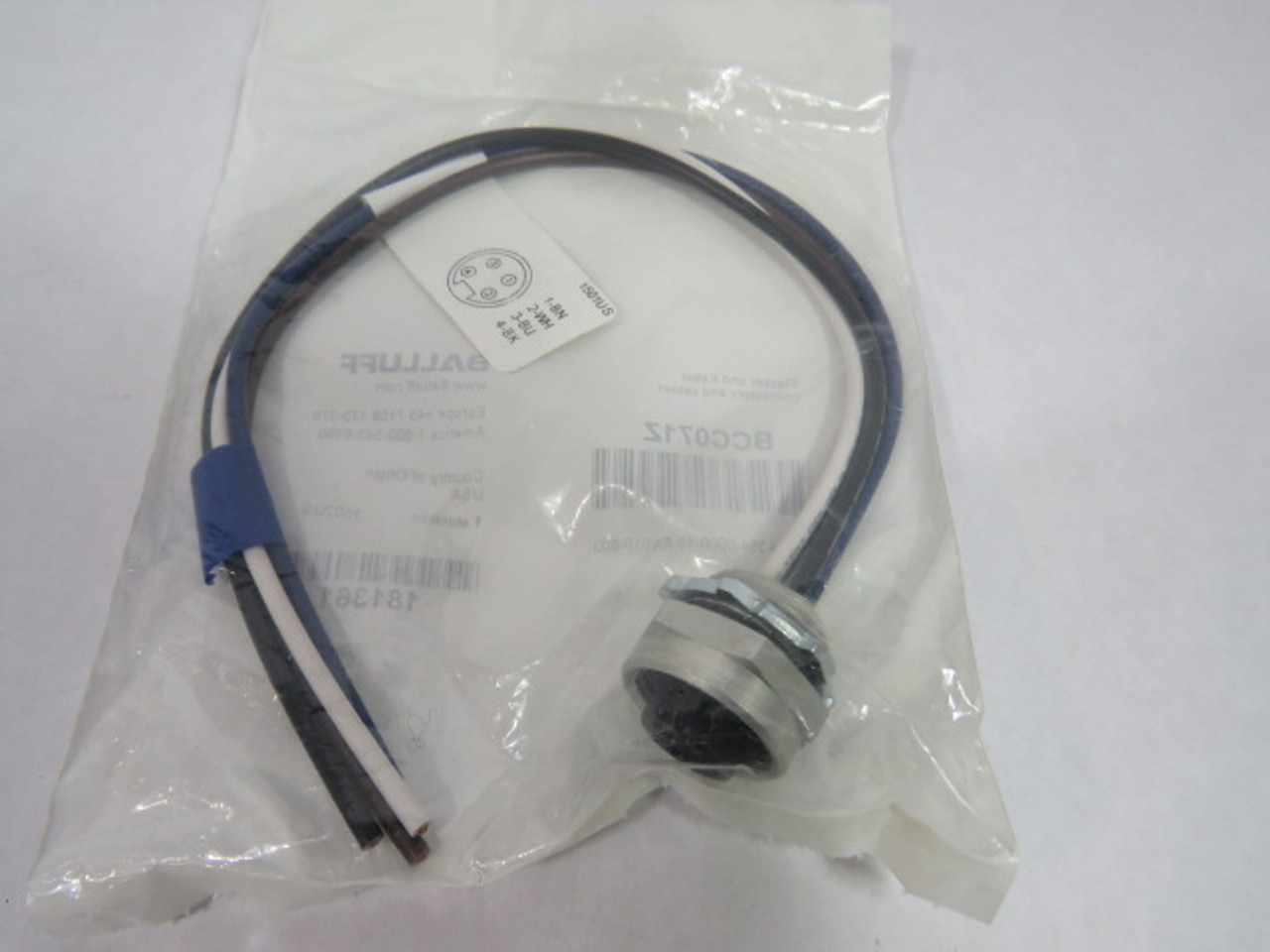 Balluff BCC071Z 7/8" Female 4Pole Connector Cable 600VAC/DC 10A ! NWB !