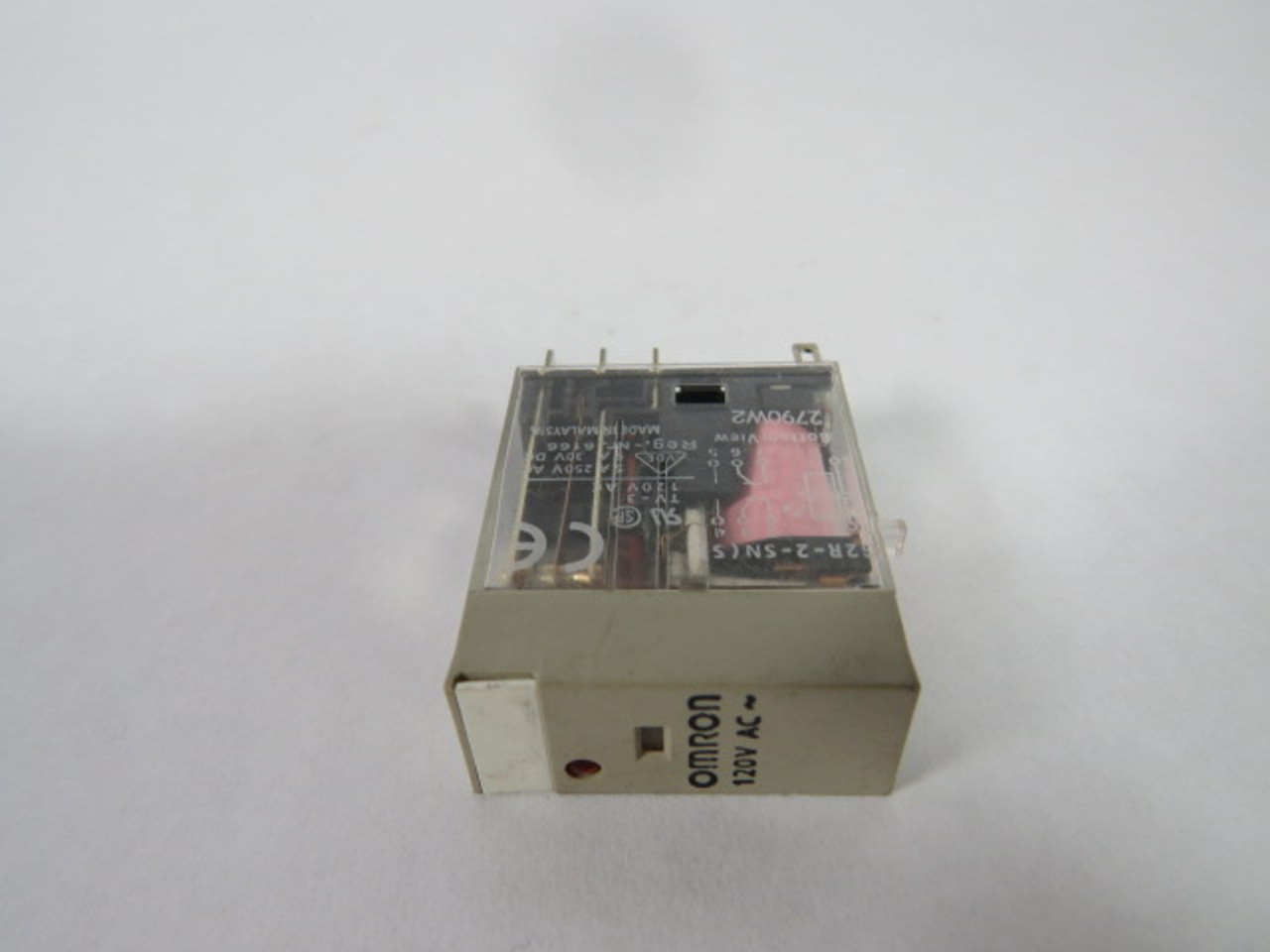 Omron G2R-2-SN-AC120(S) Relay 5A 120VAC 8-Pin USED