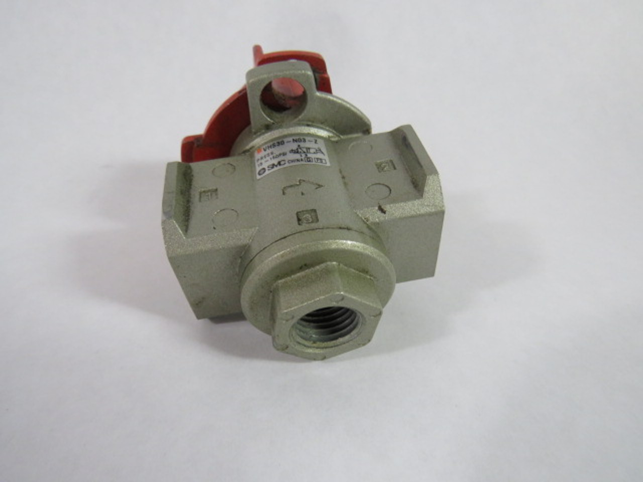 SMC VHS30-N03-Z 3-Port Lock Out Hand Valve 3/8"NPT 150PSI USED