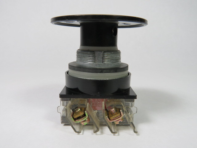 General Electric CR104PBM91B6 Push Button 1NO 1NC Black 2 3/8" Mushroom USED