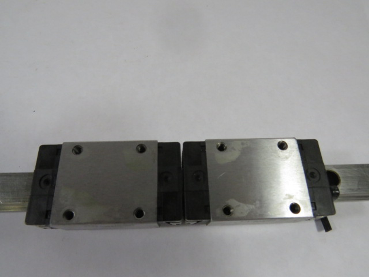 Rexroth R162211420 Set of 2 Linear Ball Bearing Blocks w/ 15" Rail USED
