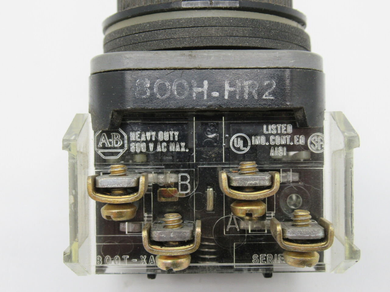Allen-Bradley 800H-HR2A No Series 2-Position Selector Switch 1NO 1NC USED