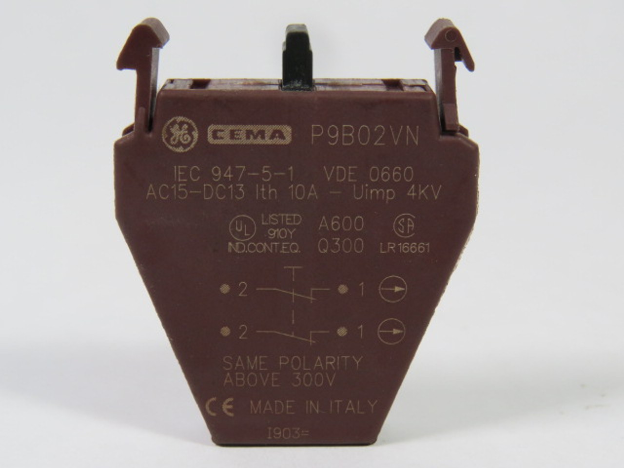 General Electric P9B02VN Contact Block 2NC USED