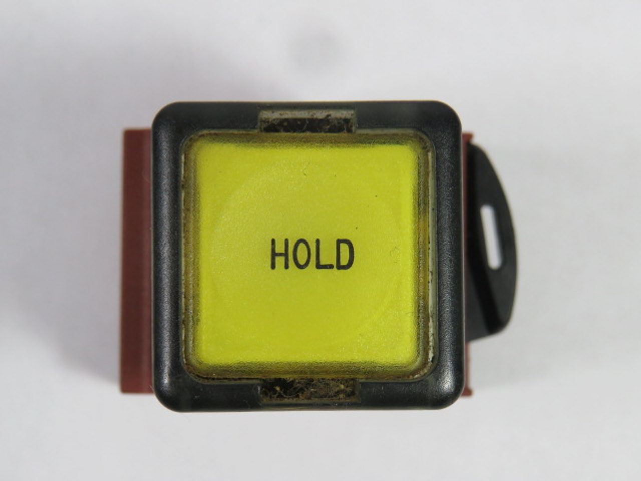 General Electric P9SPLGGD Push Button Illuminated Yellow Flush "HOLD" USED